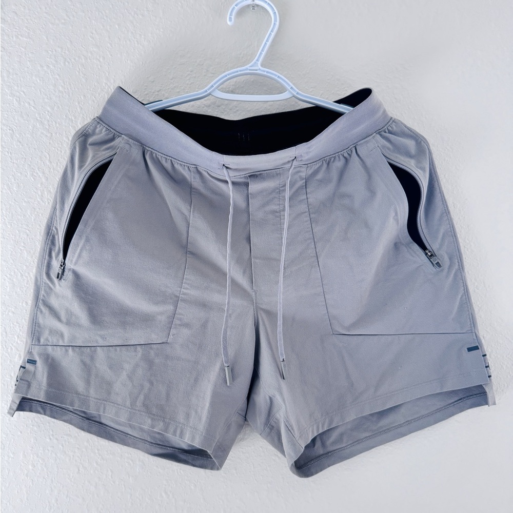 Lululemon licensed to train shorts. 5 inch inseam